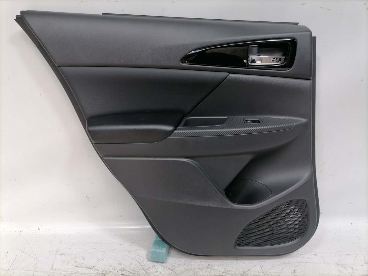 Mitsubishi Eclipse Cross original T&uuml;rverkleidung hinten links Facelift Bj.2023